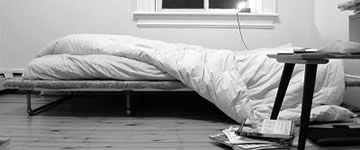 Arrumar a cama: costume abolido duas semanas depois de começar a morar sozinho