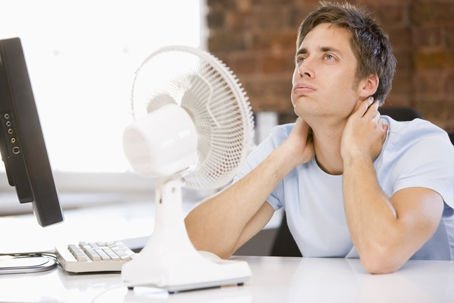 Ar-condicionado não é mais luxo e sim necessidade! Ar-condicionado não é mais luxo e sim necessidade!